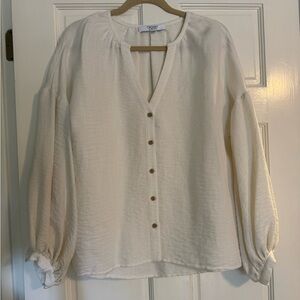 Crosby by Mollie Burch Cream V-Neck Button Down Long Sleeve Blouse